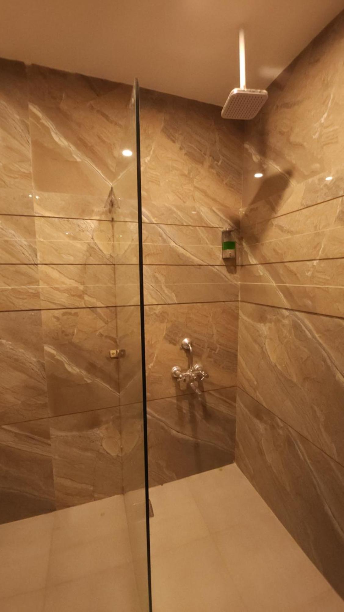 Hotel Multitech Premium Chandīgarh Exteriér fotografie