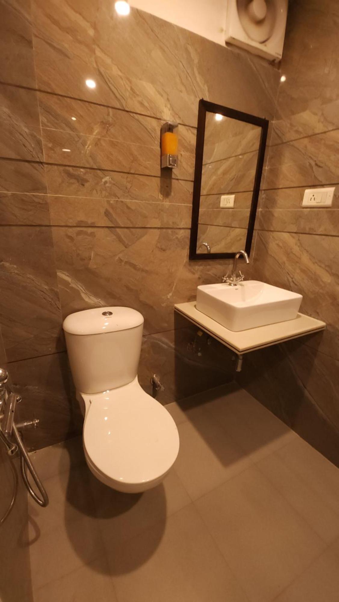 Hotel Multitech Premium Chandīgarh Exteriér fotografie