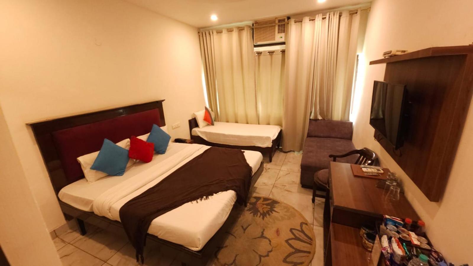 Hotel Multitech Premium Chandīgarh Exteriér fotografie